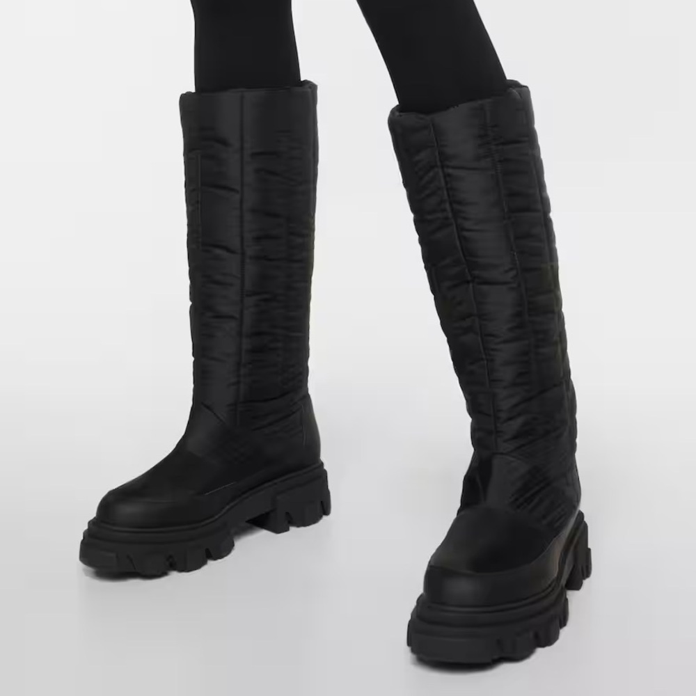 Gia Borghini Gia 19 Puffer Platform Lug Boots Black EU 38 GUC